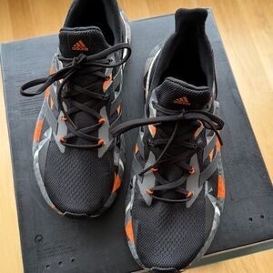 ADIDAS BOOST SNEAKERS ORANGE/GRAY & BLACK